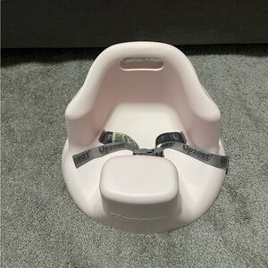 Upseat baby floor and booster seat pink